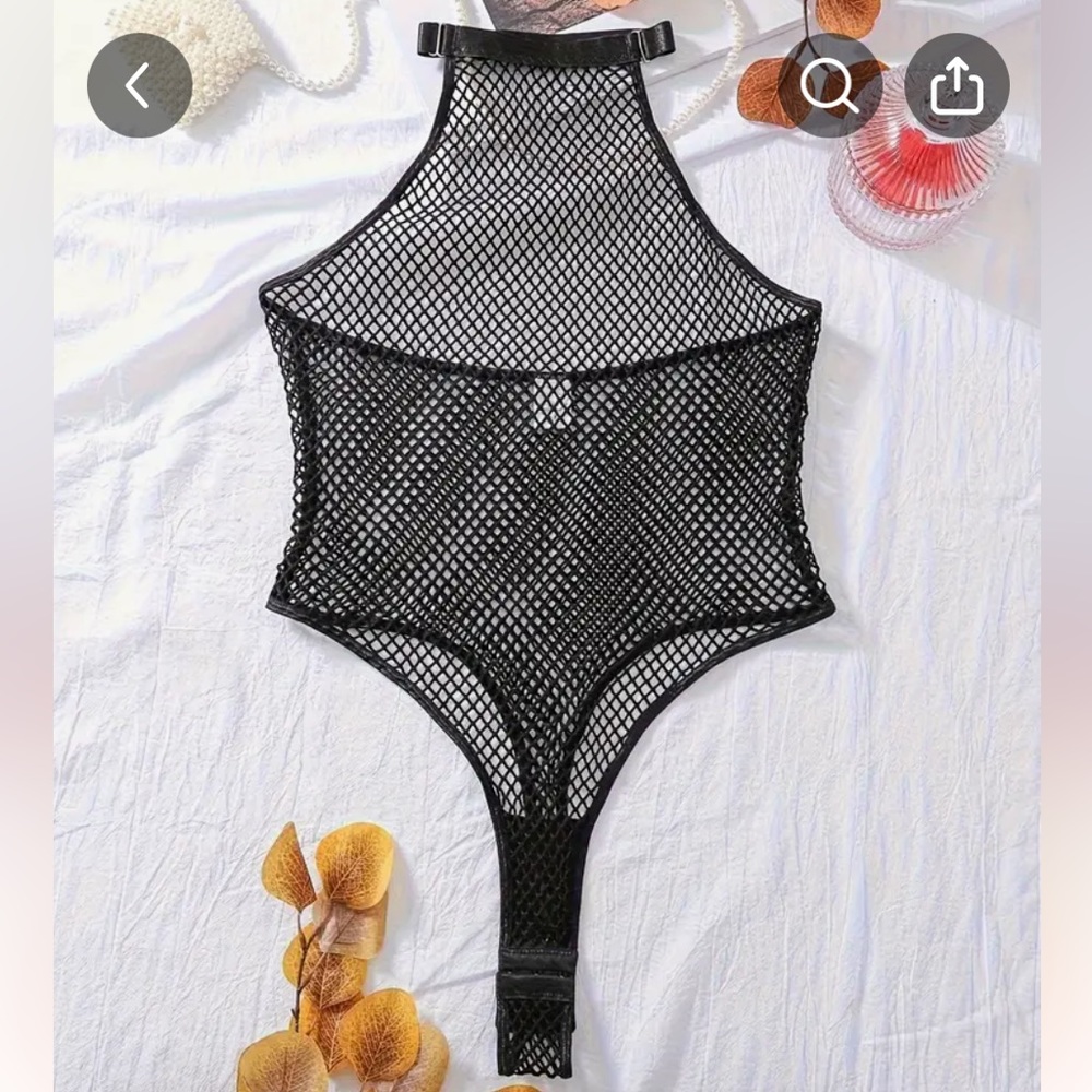 New, fish net, halter top teddy 😍
